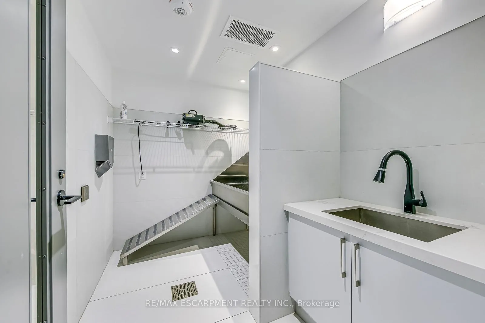 Photo 31 of Unit 112, 2450 Old Bronte Road, Oakville, Westmount — HOMEH