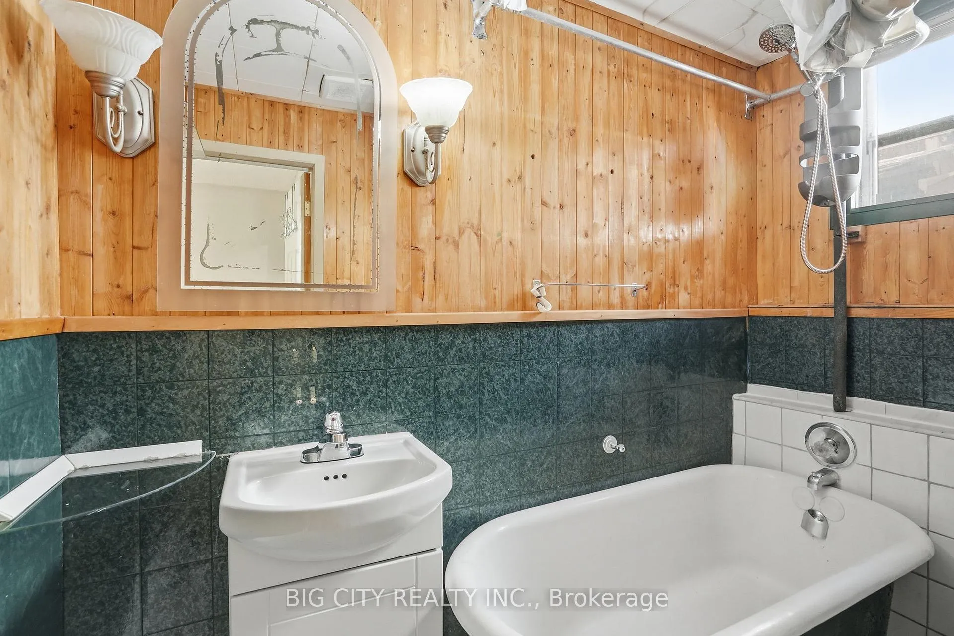 Photo 19 of 56 Holmes Avenue, Hamilton, Ainslie Wood — HOMEH