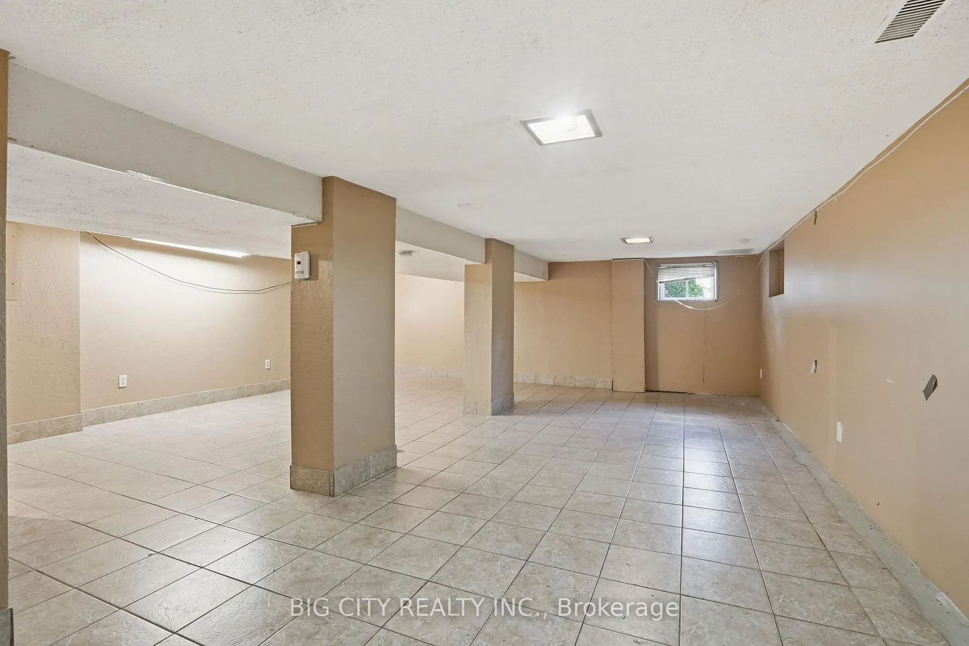 Photo 20 of 56 Holmes Avenue, Hamilton, Ainslie Wood — HOMEH