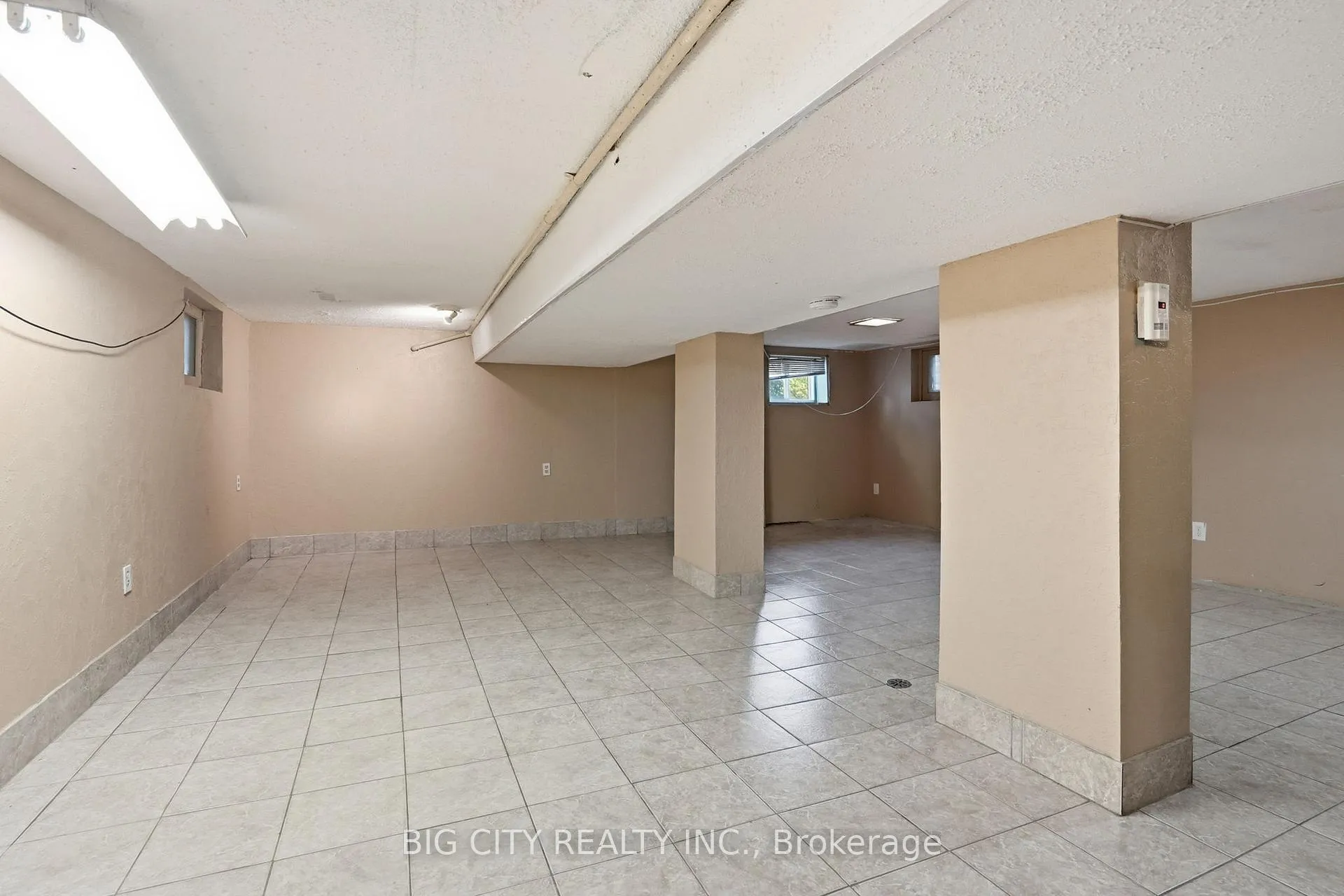 Photo 23 of 56 Holmes Avenue, Hamilton, Ainslie Wood — HOMEH