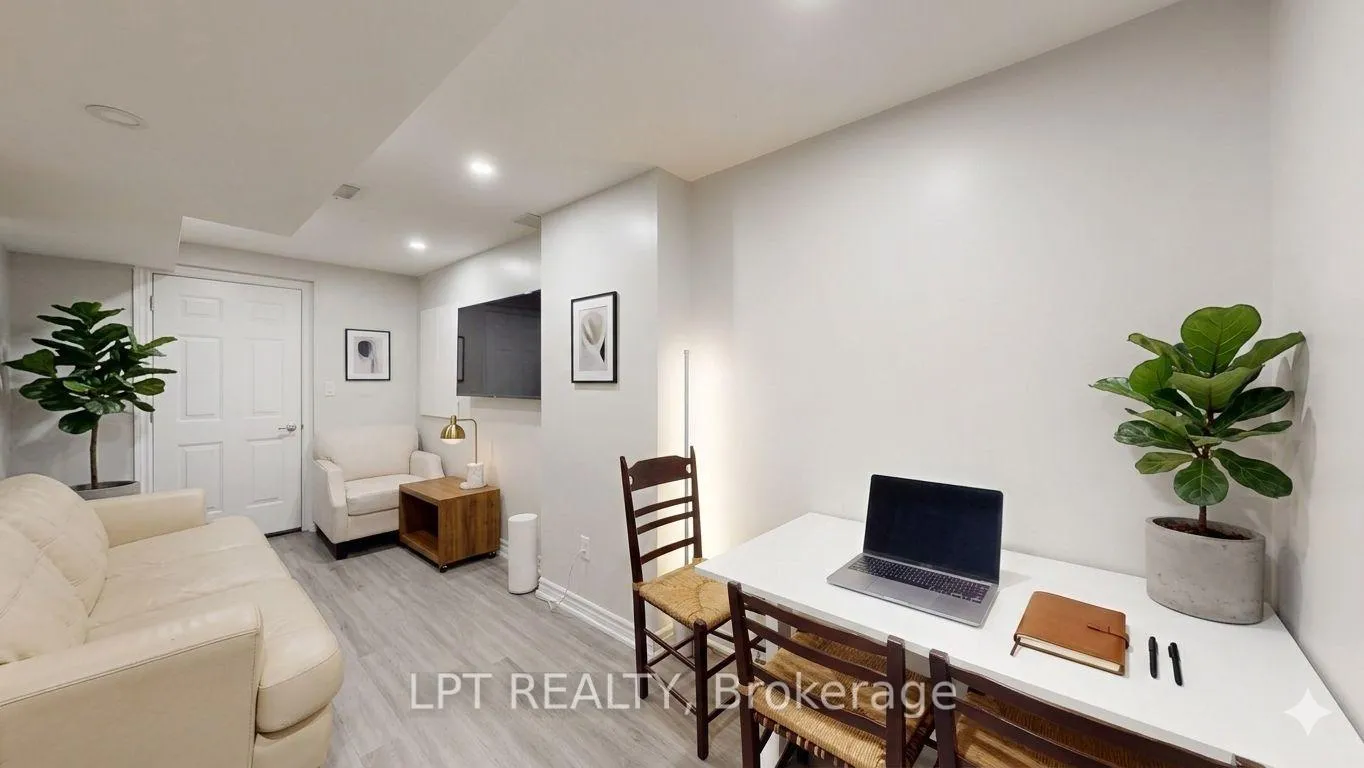 Photo 9 of 162 Agava Street, Brampton, Northwest Brampton — HOMEH