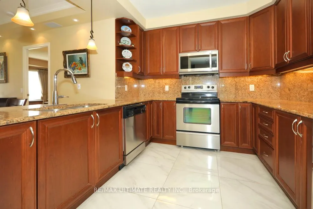 Photo 5 of Unit 407, 9235 Jane Street, Vaughan, Maple — HOMEH