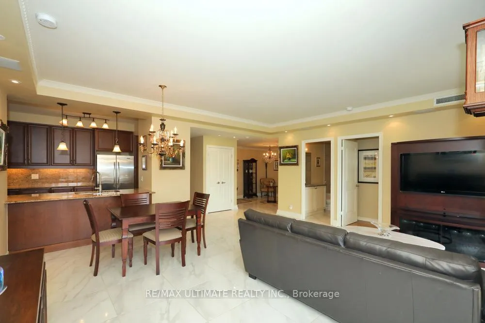 Photo 10 of Unit 407, 9235 Jane Street, Vaughan, Maple — HOMEH