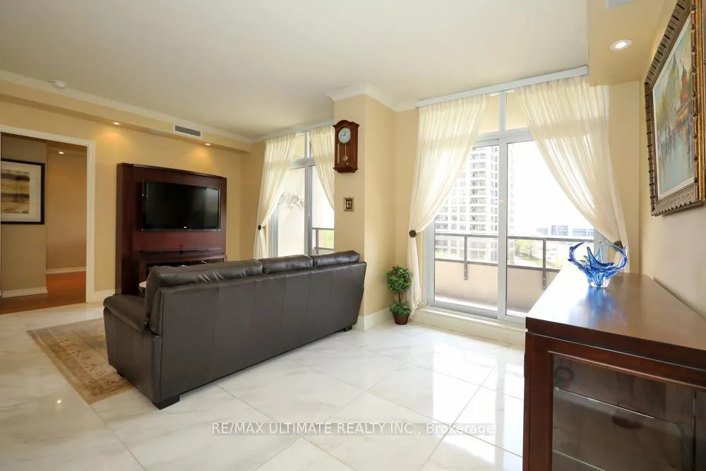Photo 11 of Unit 407, 9235 Jane Street, Vaughan, Maple — HOMEH