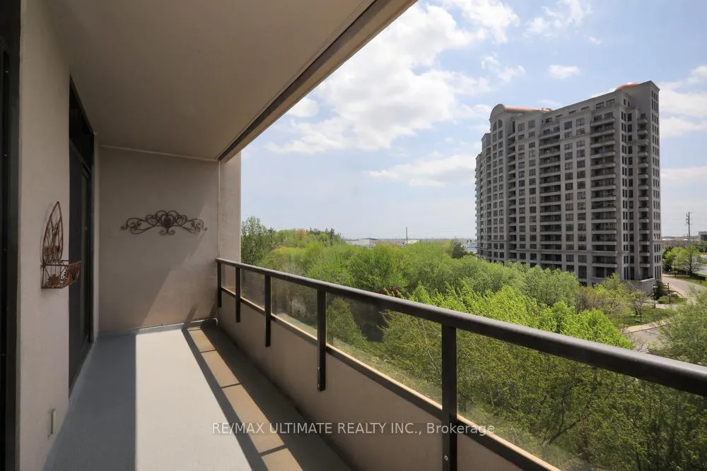 Photo 19 of Unit 407, 9235 Jane Street, Vaughan, Maple — HOMEH
