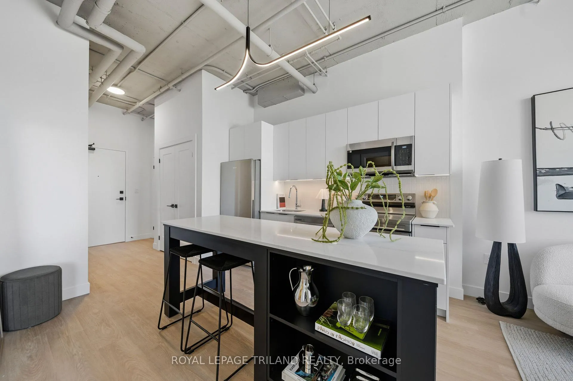 Photo 4 of Unit 209, 685 Richmond Street, London, East F — HOMEH