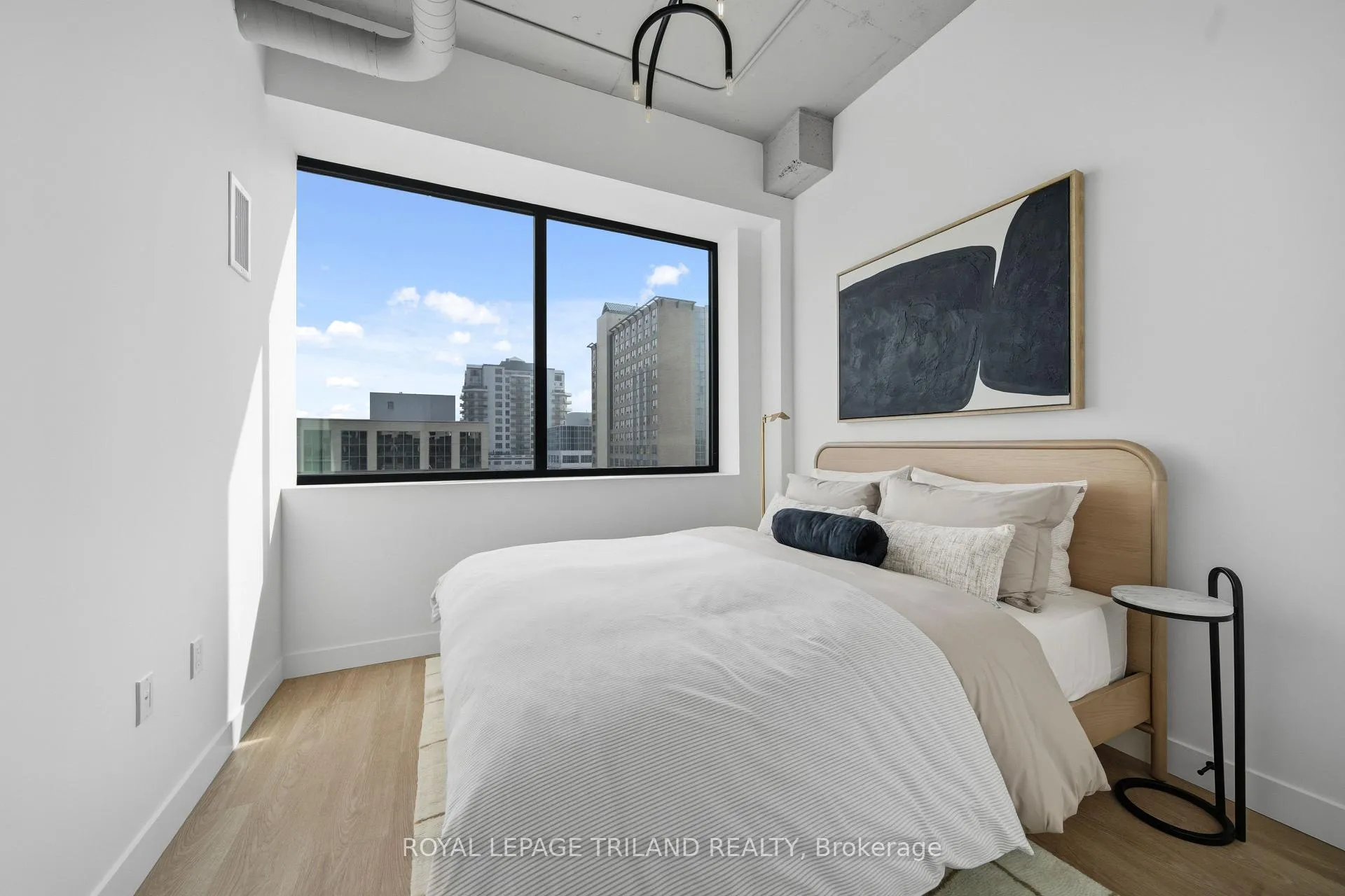 Photo 15 of Unit 209, 685 Richmond Street, London, East F — HOMEH