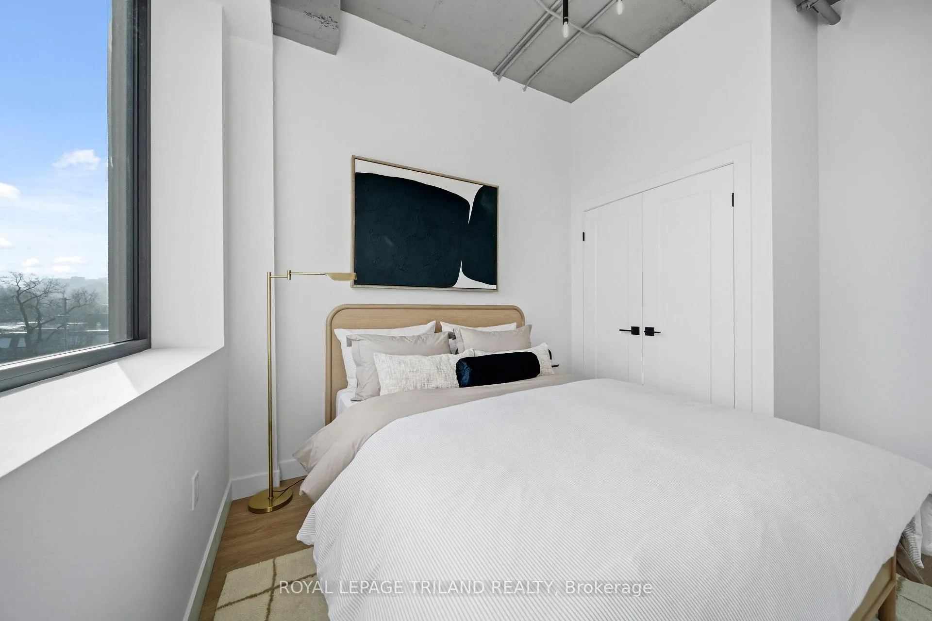 Photo 16 of Unit 209, 685 Richmond Street, London, East F — HOMEH