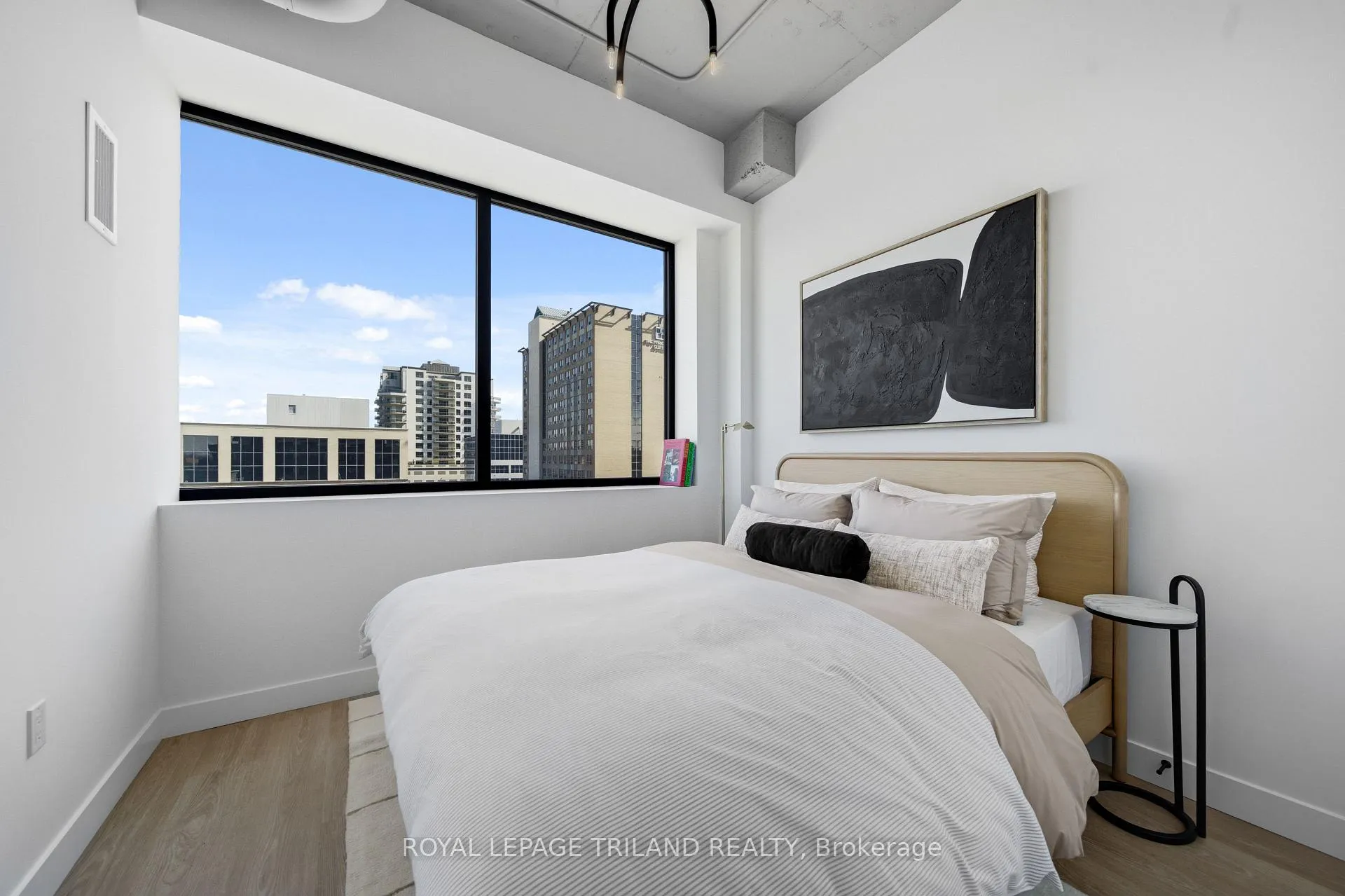 Photo 18 of Unit 209, 685 Richmond Street, London, East F — HOMEH