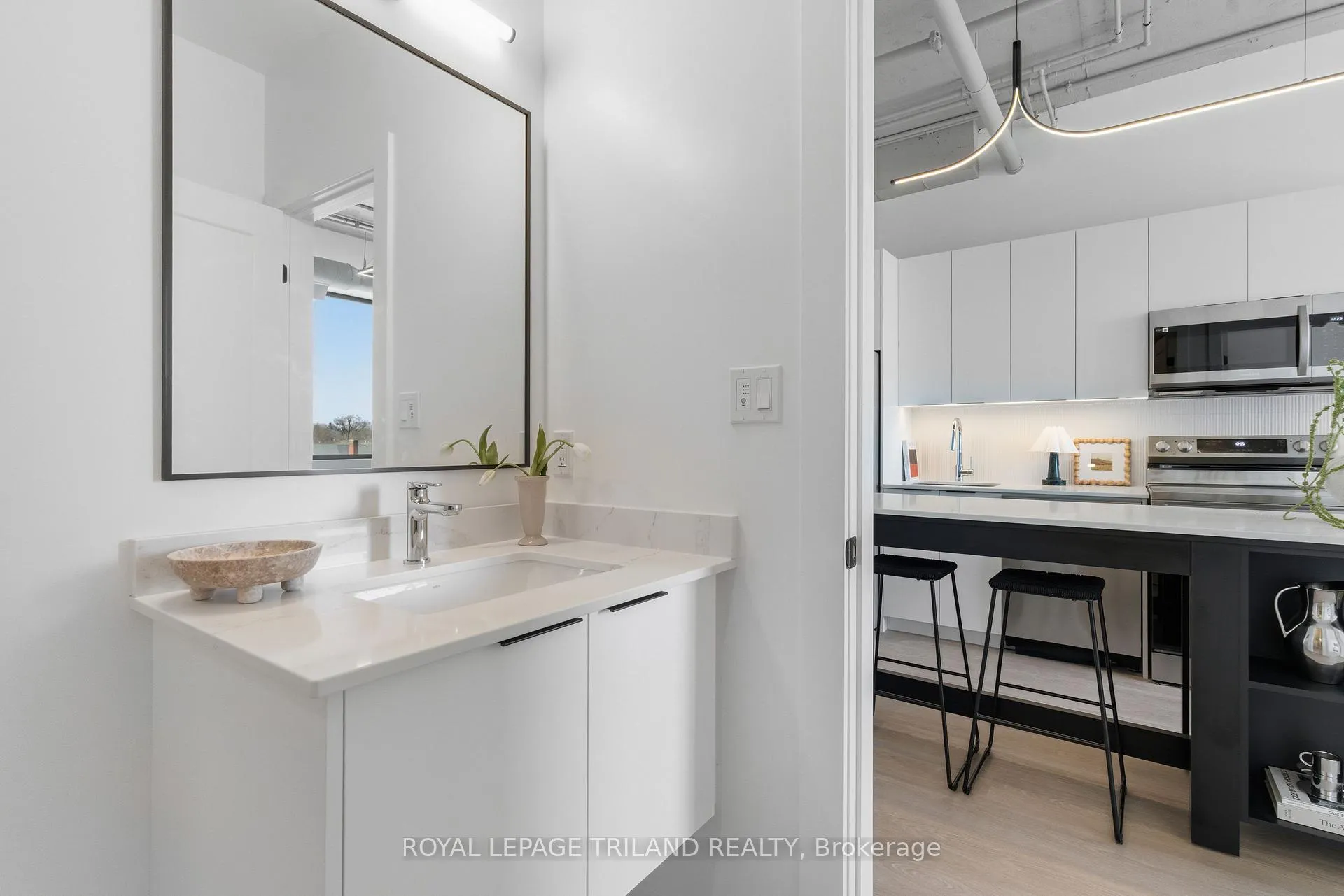 Photo 26 of Unit 209, 685 Richmond Street, London, East F — HOMEH