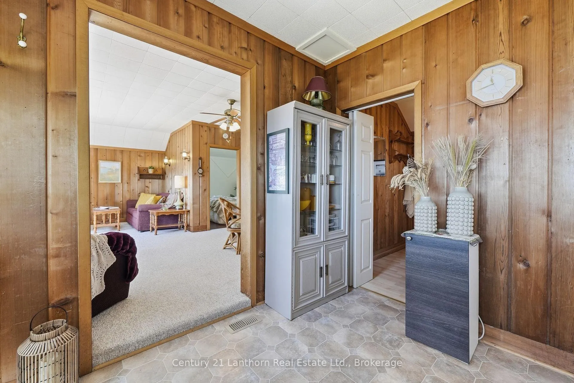 Photo 17 of 1051 Lakeside Drive, Prince Edward County, Ameliasburg Ward — HOMEH