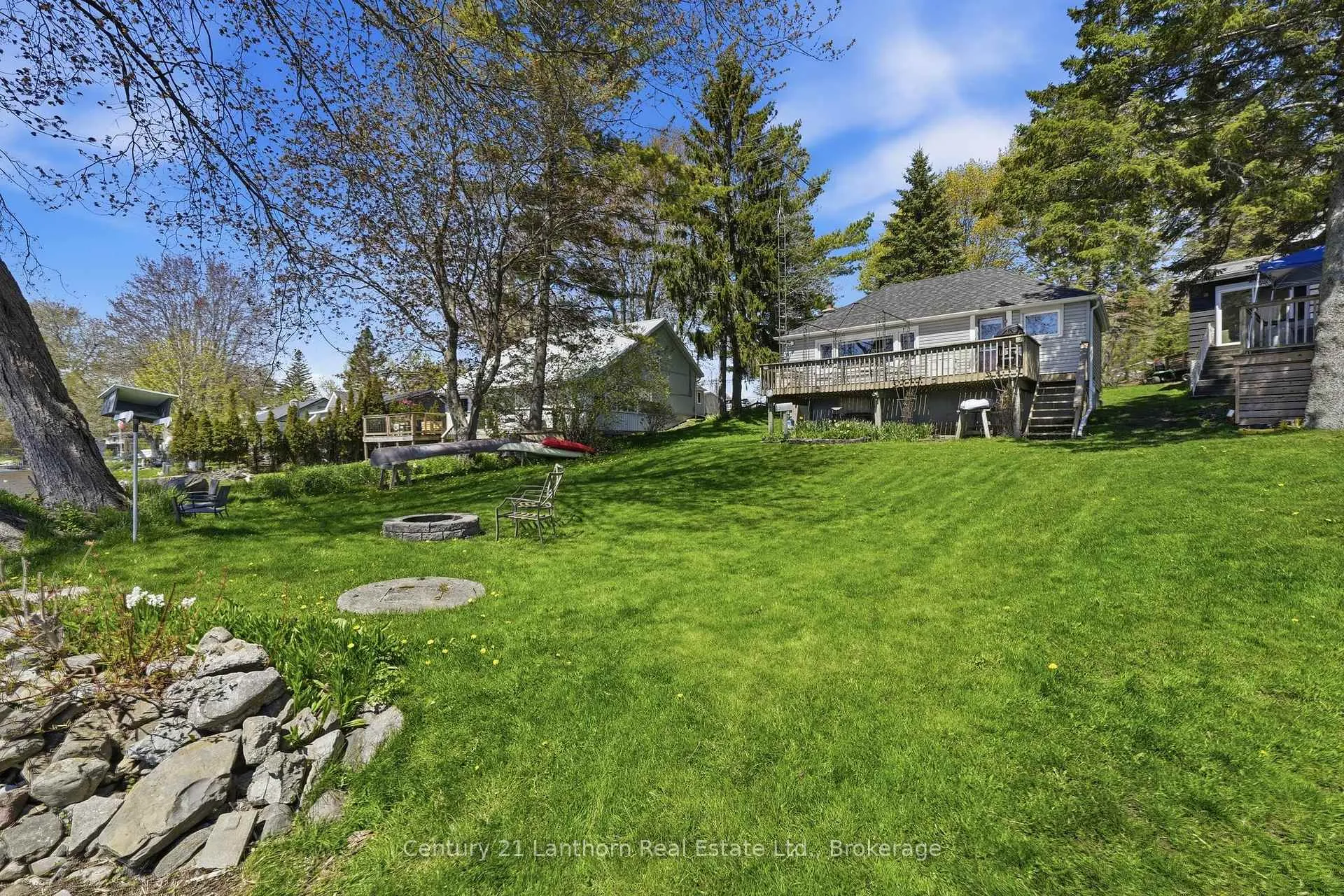 Photo 24 of 1051 Lakeside Drive, Prince Edward County, Ameliasburg Ward — HOMEH