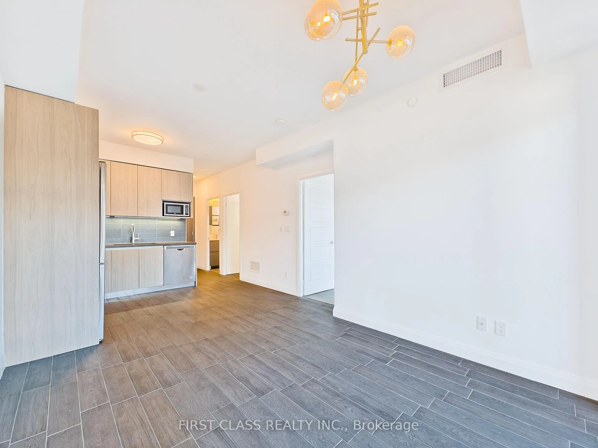 Photo 14 of Unit 731, 15 Water Walk Drive, Markham, Unionville — HOMEH