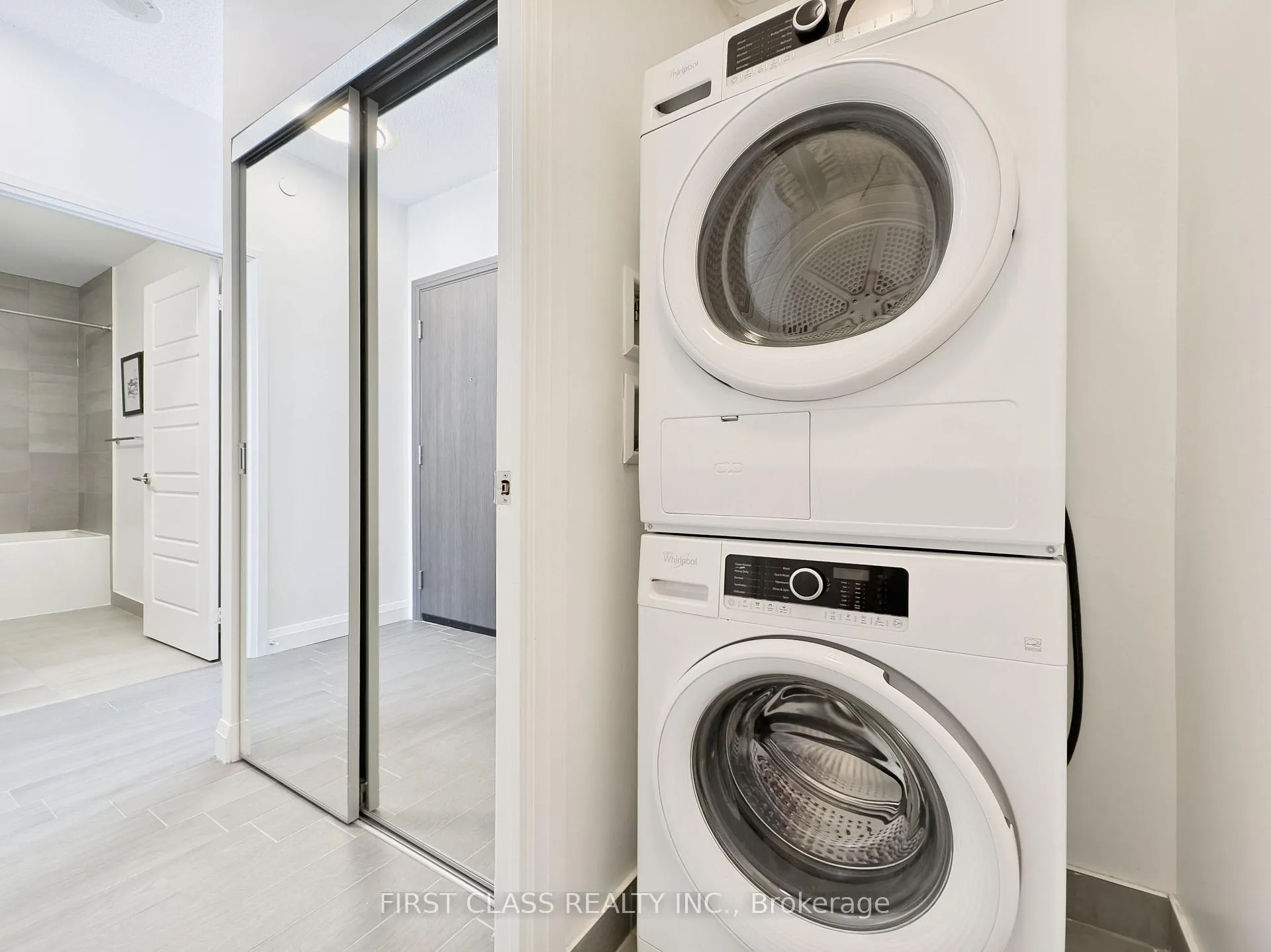 Photo 23 of Unit 731, 15 Water Walk Drive, Markham, Unionville — HOMEH