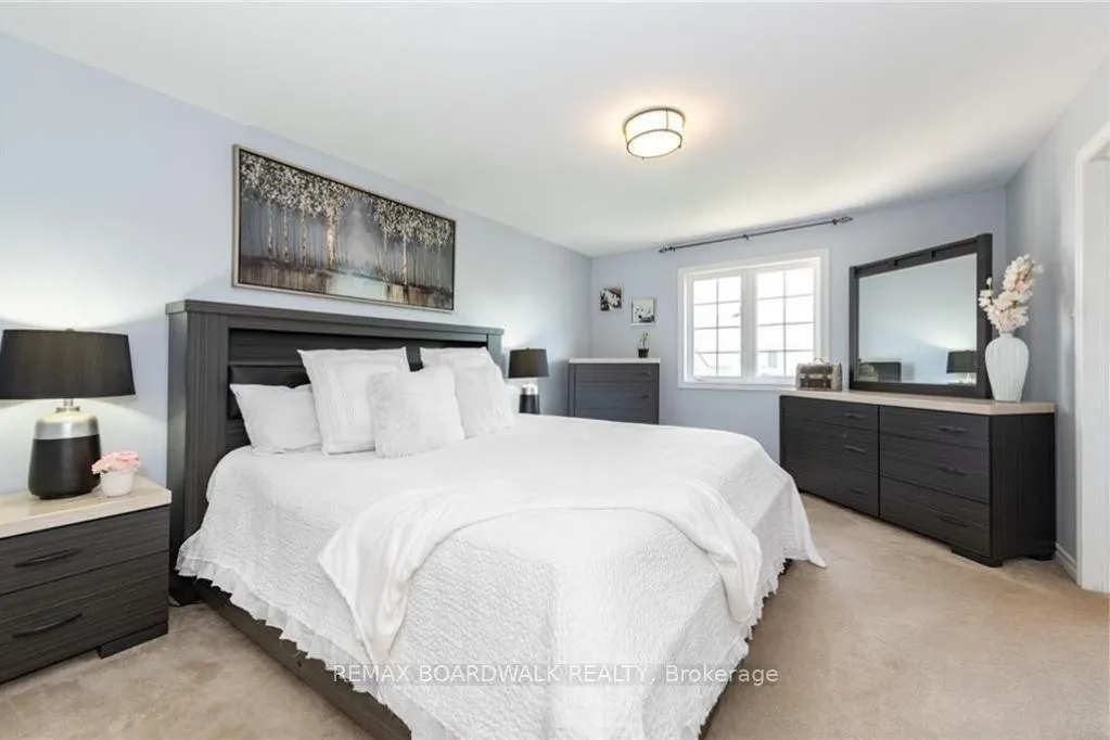 Photo 14 of 302 Grey Seal Circle, Ottawa, Riverside South/Gloucester Glen — HOMEH