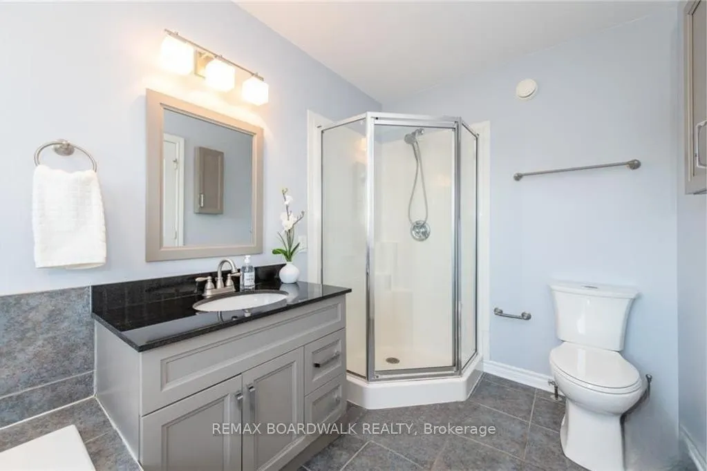 Photo 18 of 302 Grey Seal Circle, Ottawa, Riverside South/Gloucester Glen — HOMEH