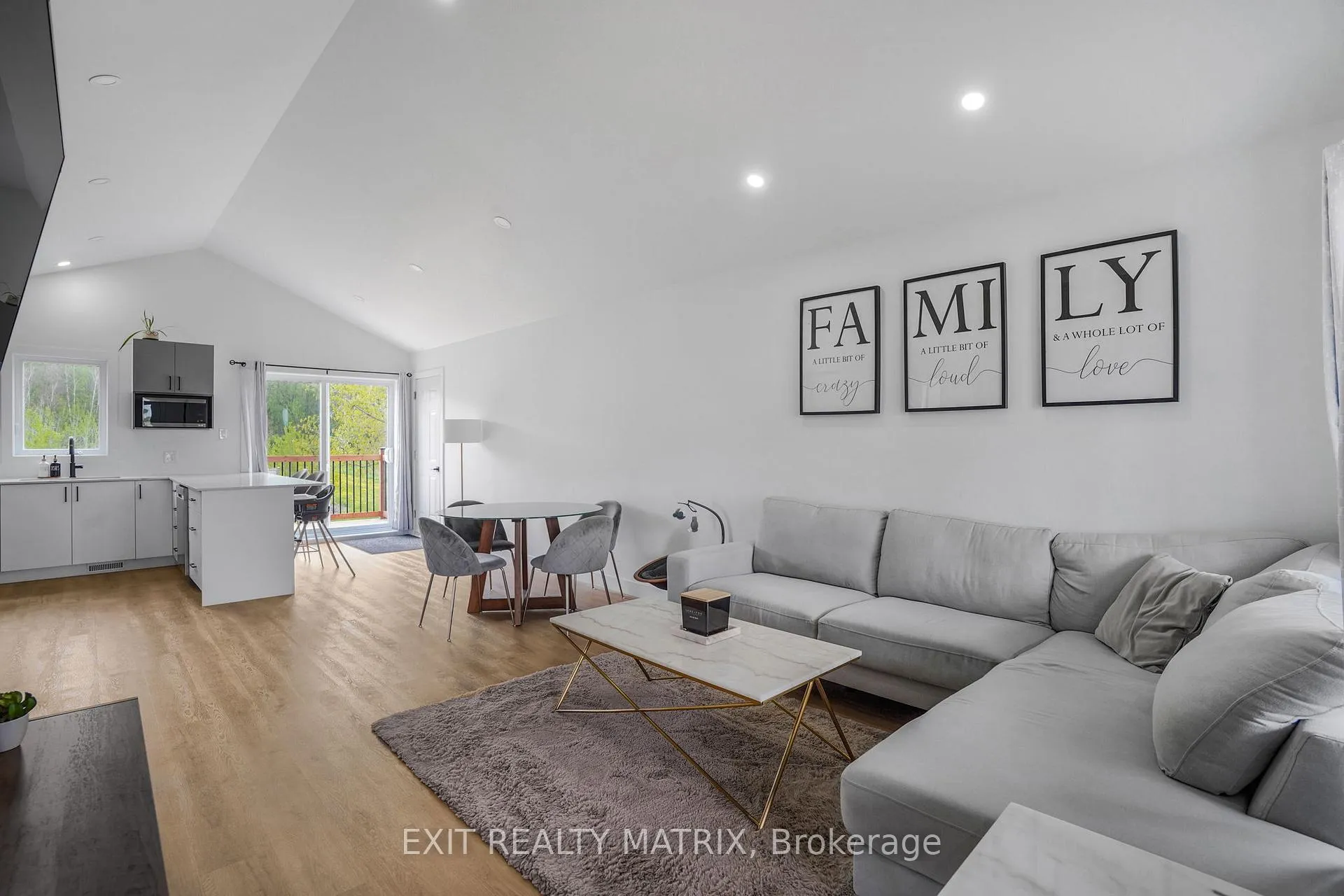 Photo 5 of 2341 Dandy Road, Champlain, Champlain Twp — HOMEH
