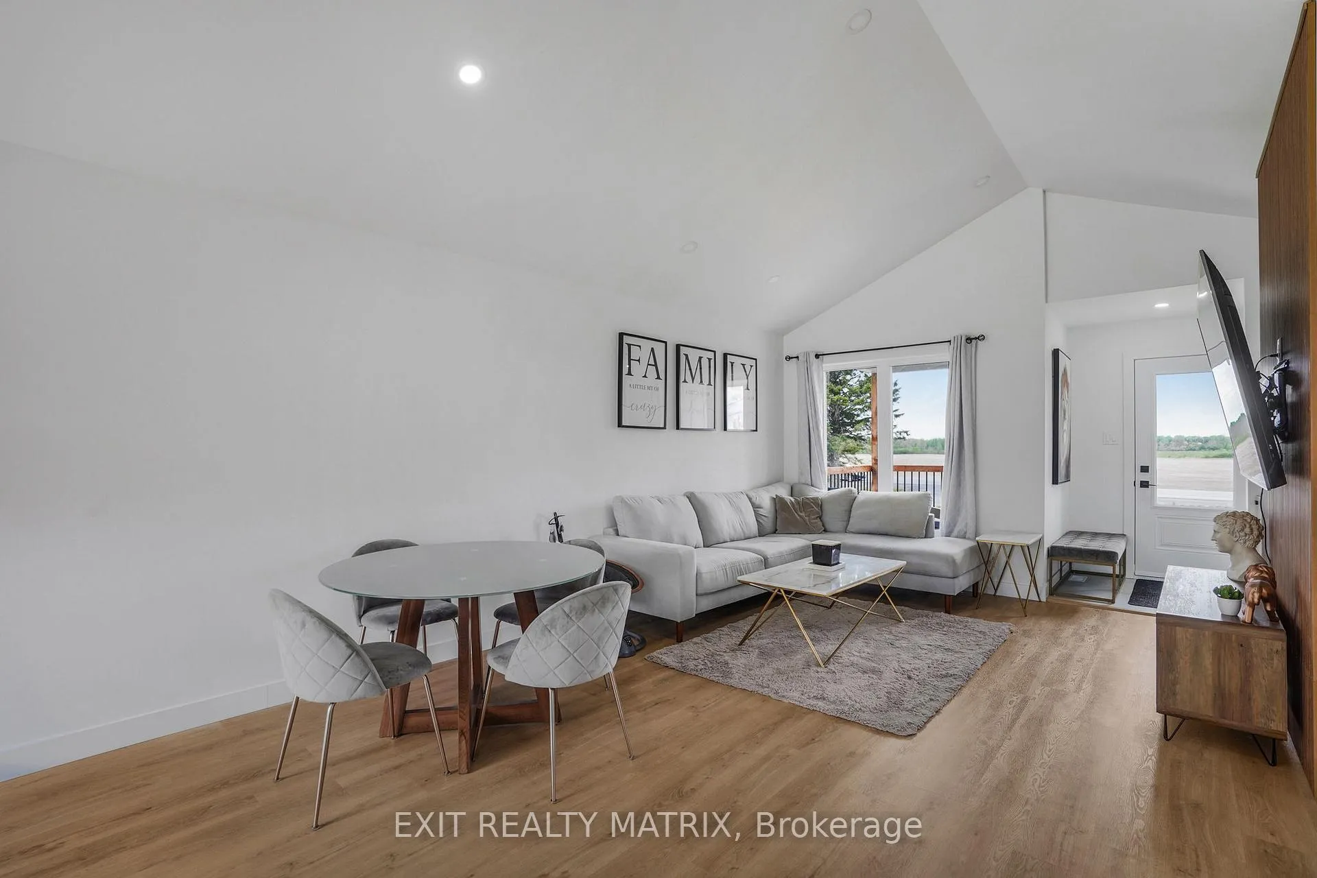 Photo 6 of 2341 Dandy Road, Champlain, Champlain Twp — HOMEH
