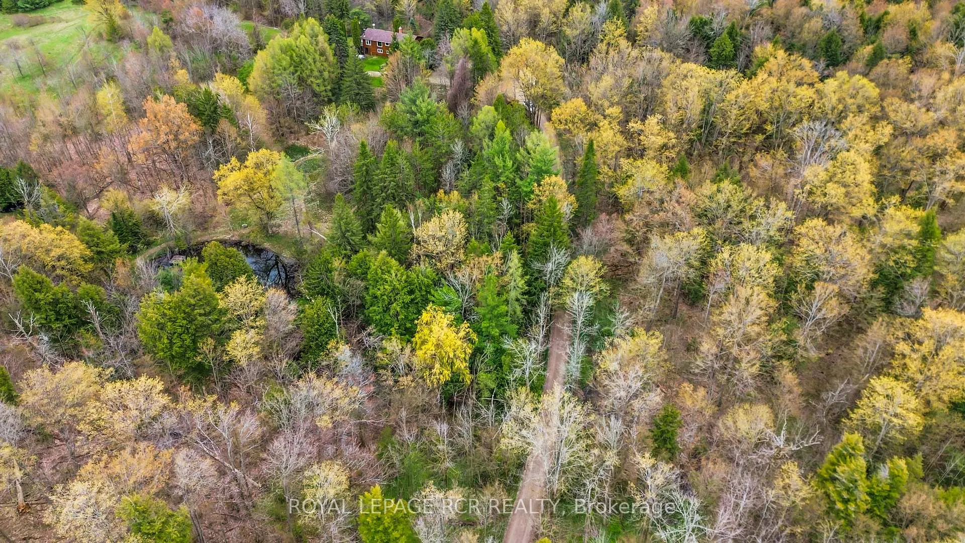 Photo 2 of 487072 30 Side Road, Mono, Rural Mono — HOMEH