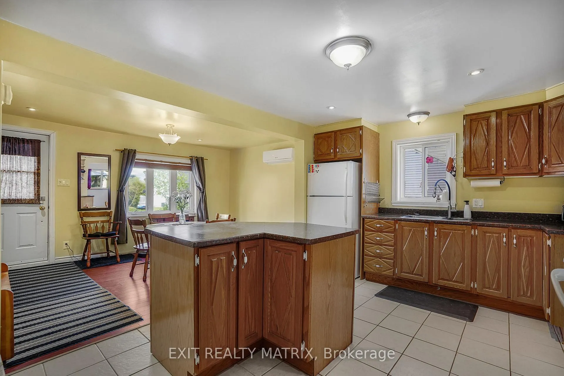 Photo 12 of 975 Queen Street, Champlain, L'Orignal — HOMEH