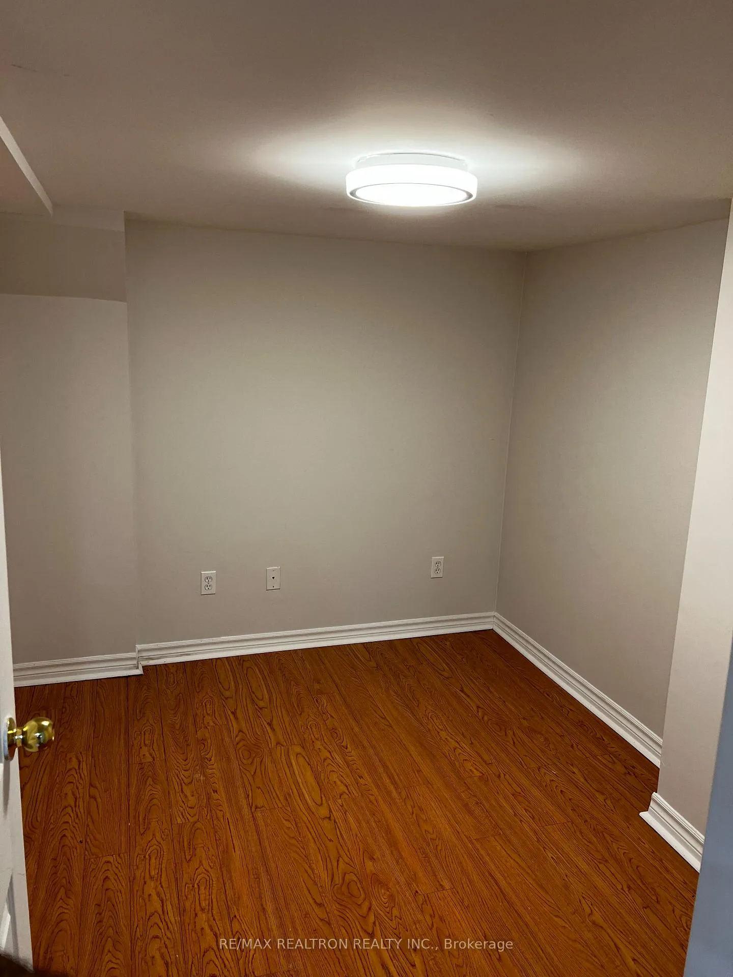 Photo 9 of Unit lower, 85 Watkins Glen Crescent, Aurora, Bayview Wellington — HOMEH