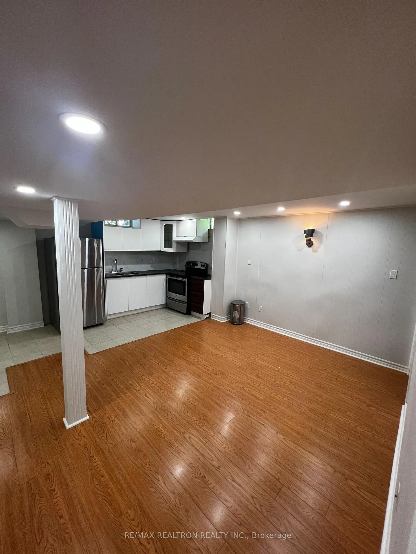 Photo 12 of Unit lower, 85 Watkins Glen Crescent, Aurora, Bayview Wellington — HOMEH