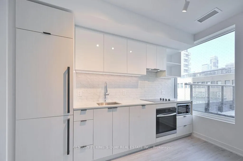Photo 16 of Unit 502, 252 Church Street, Toronto, Church-Yonge Corridor — HOMEH