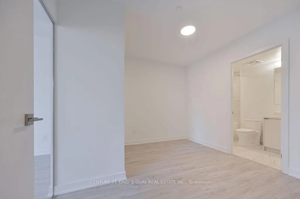 Photo 18 of Unit 502, 252 Church Street, Toronto, Church-Yonge Corridor — HOMEH