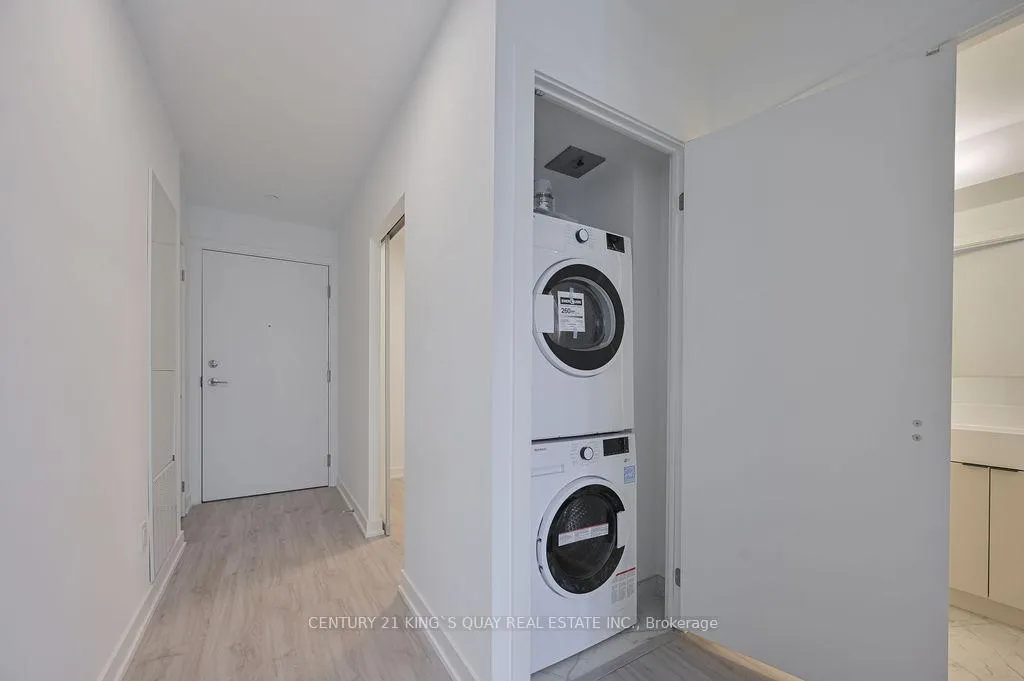 Photo 23 of Unit 502, 252 Church Street, Toronto, Church-Yonge Corridor — HOMEH