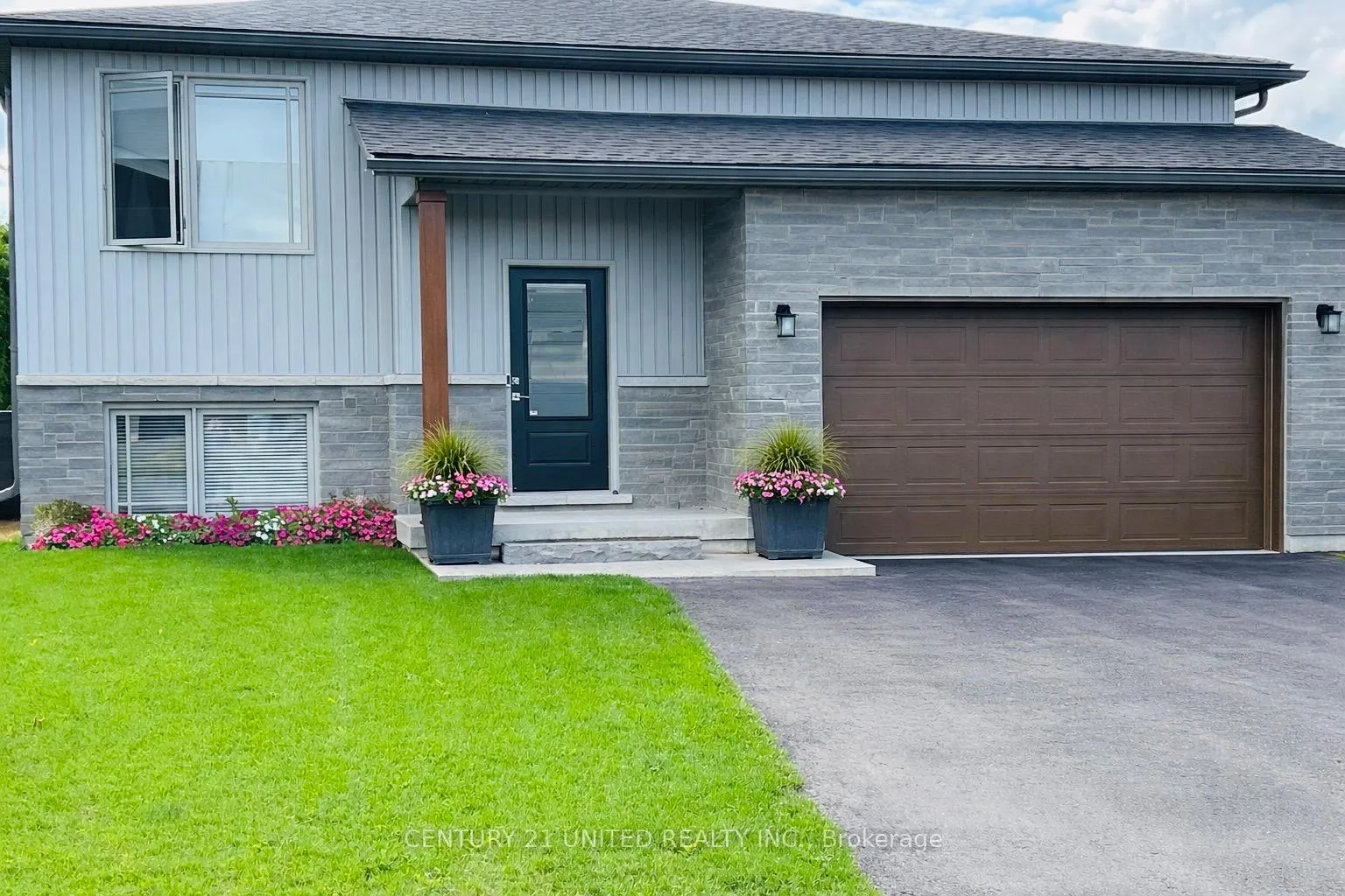 Front of 109 Meagan Lane