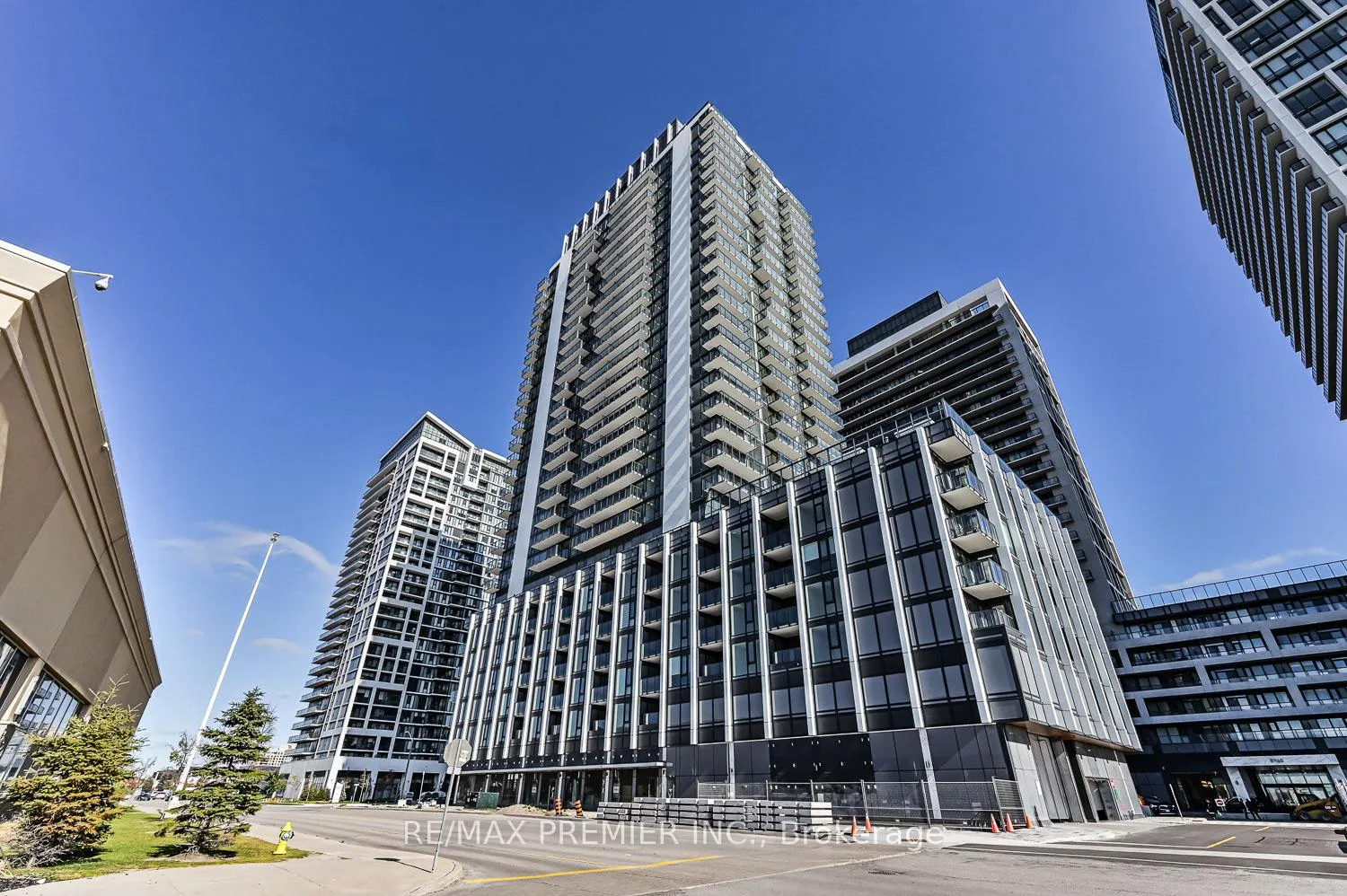 Photo 1 of Unit 609, 27 Korda Gate, Vaughan, Vellore Village — HOMEH