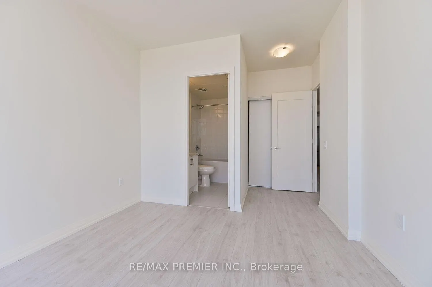 Photo 18 of Unit 609, 27 Korda Gate, Vaughan, Vellore Village — HOMEH