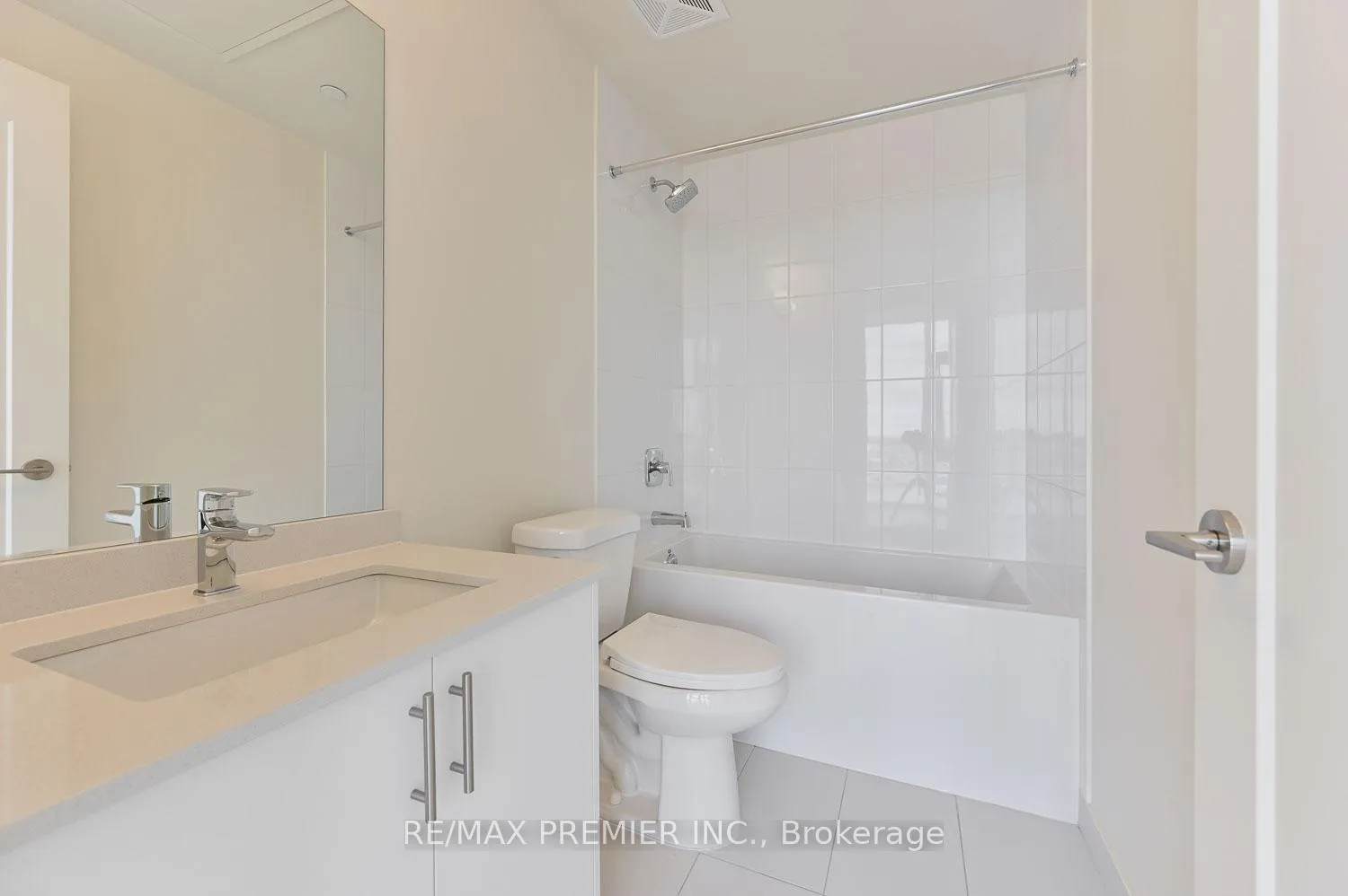 Photo 19 of Unit 609, 27 Korda Gate, Vaughan, Vellore Village — HOMEH