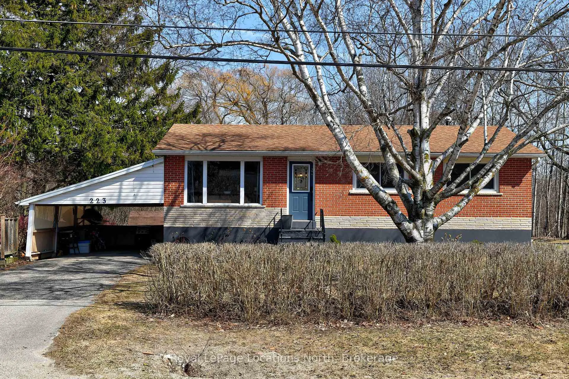Photo 3 of 223 Graham Street, Meaford — HOMEH