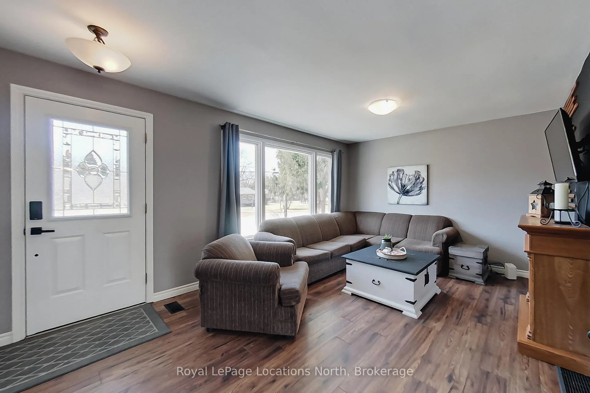 Photo 6 of 223 Graham Street, Meaford — HOMEH