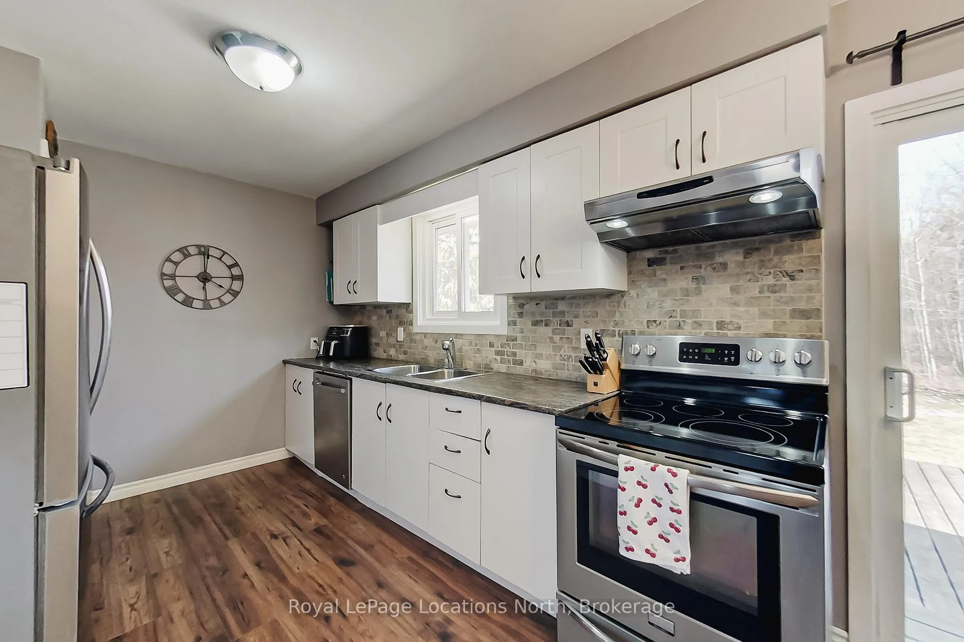 Photo 13 of 223 Graham Street, Meaford — HOMEH