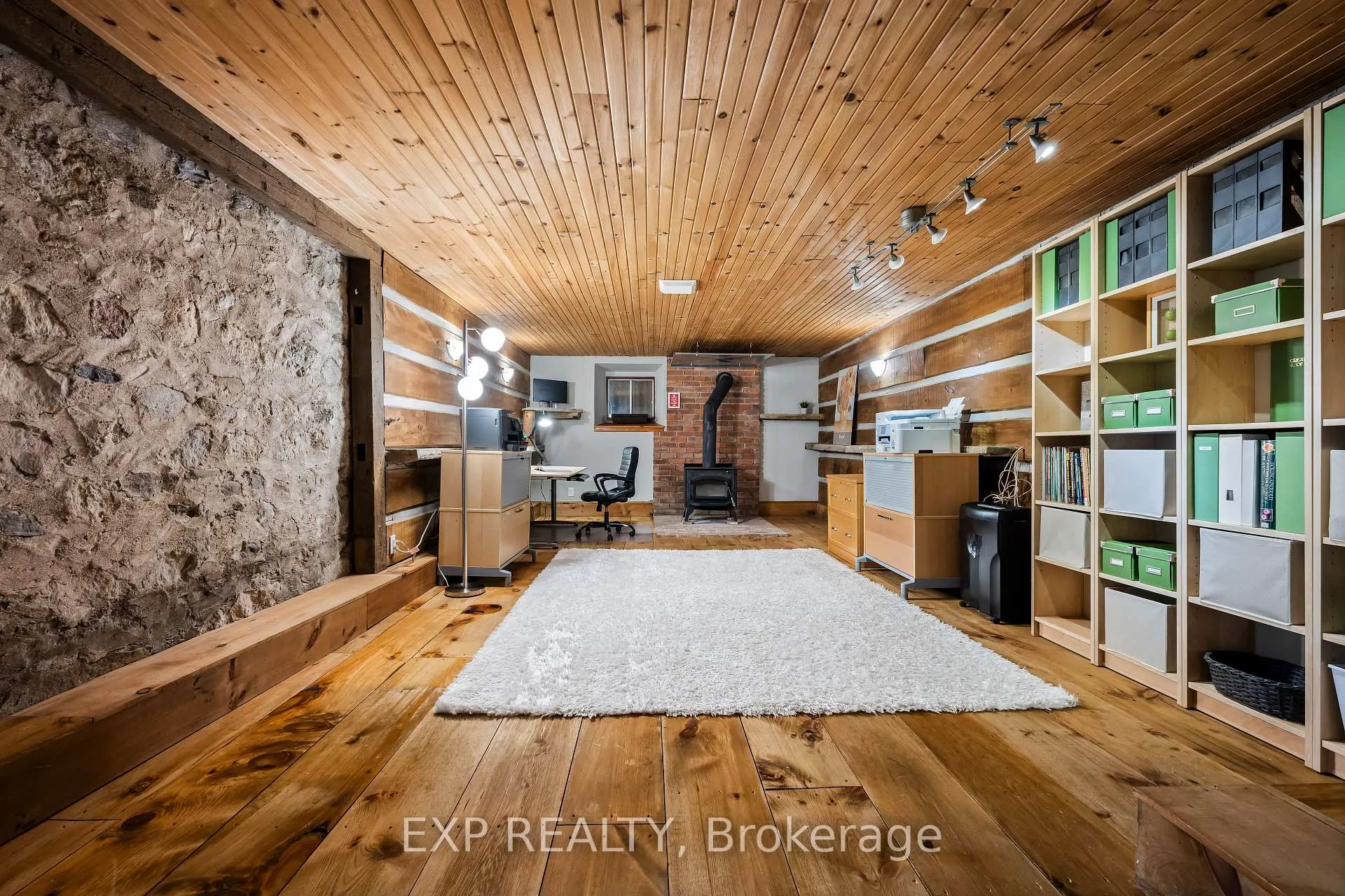 Photo 40 of 753174 2nd Line EHS, Mono, Rural Mono — HOMEH