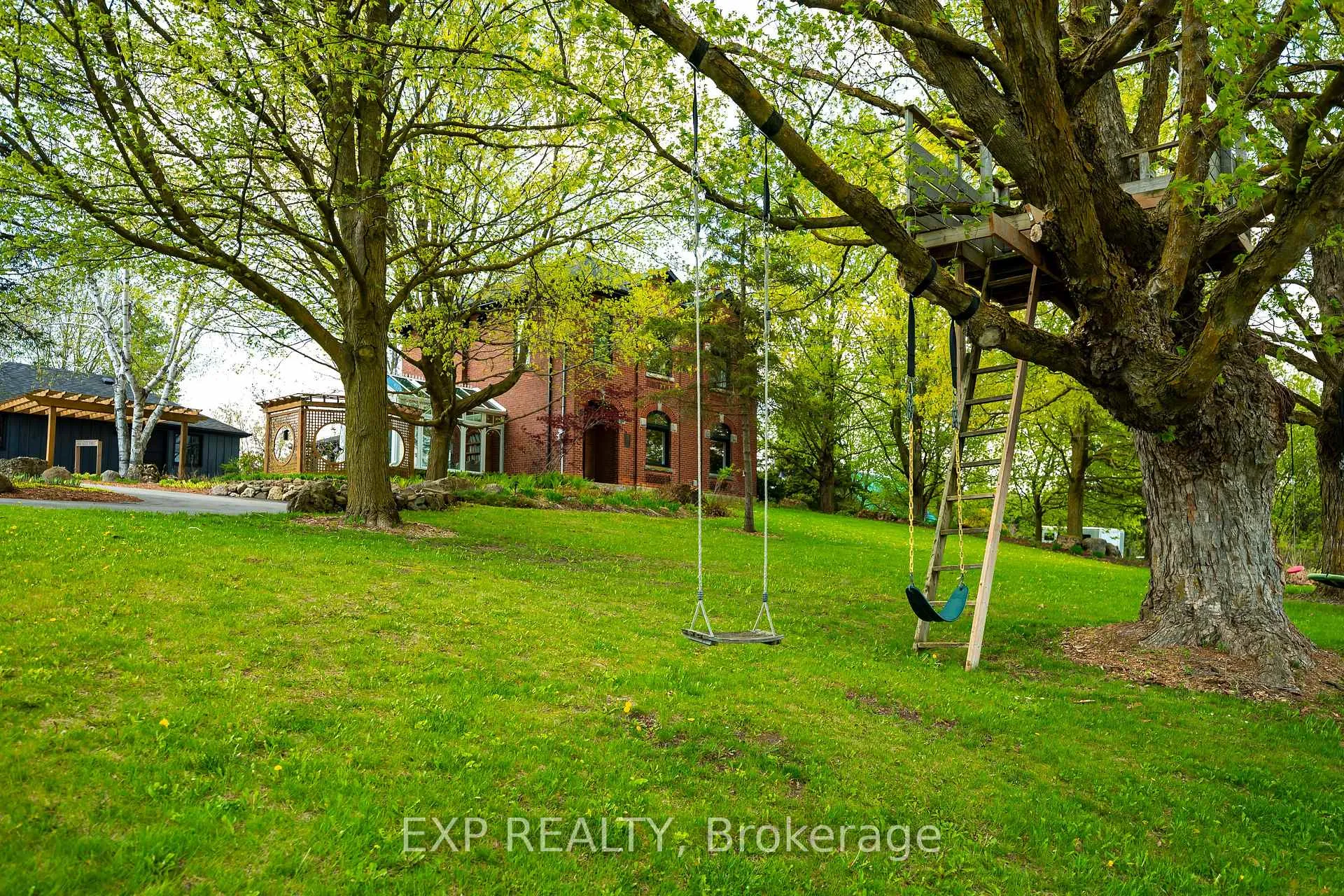 Photo 44 of 753174 2nd Line EHS, Mono, Rural Mono — HOMEH