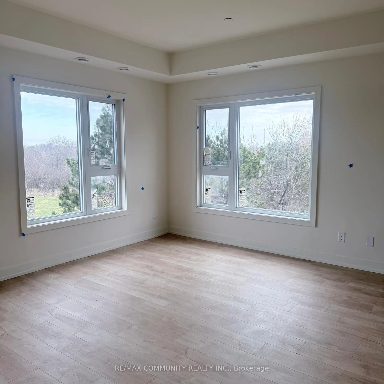 Photo 10 of Unit 320B, 16 Melbourne Avenue, St. Catharines, E. Chester — HOMEH