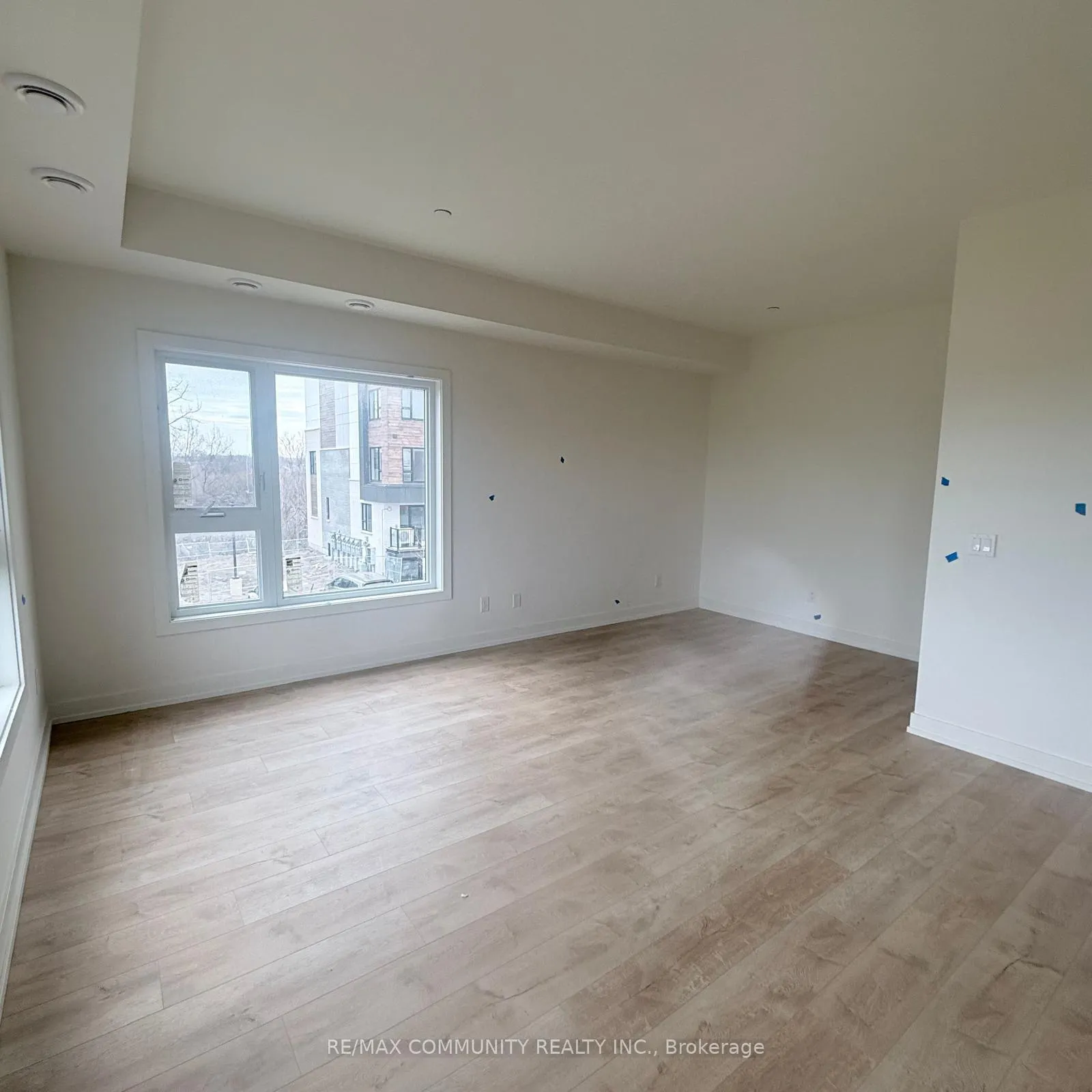 Photo 11 of Unit 320B, 16 Melbourne Avenue, St. Catharines, E. Chester — HOMEH
