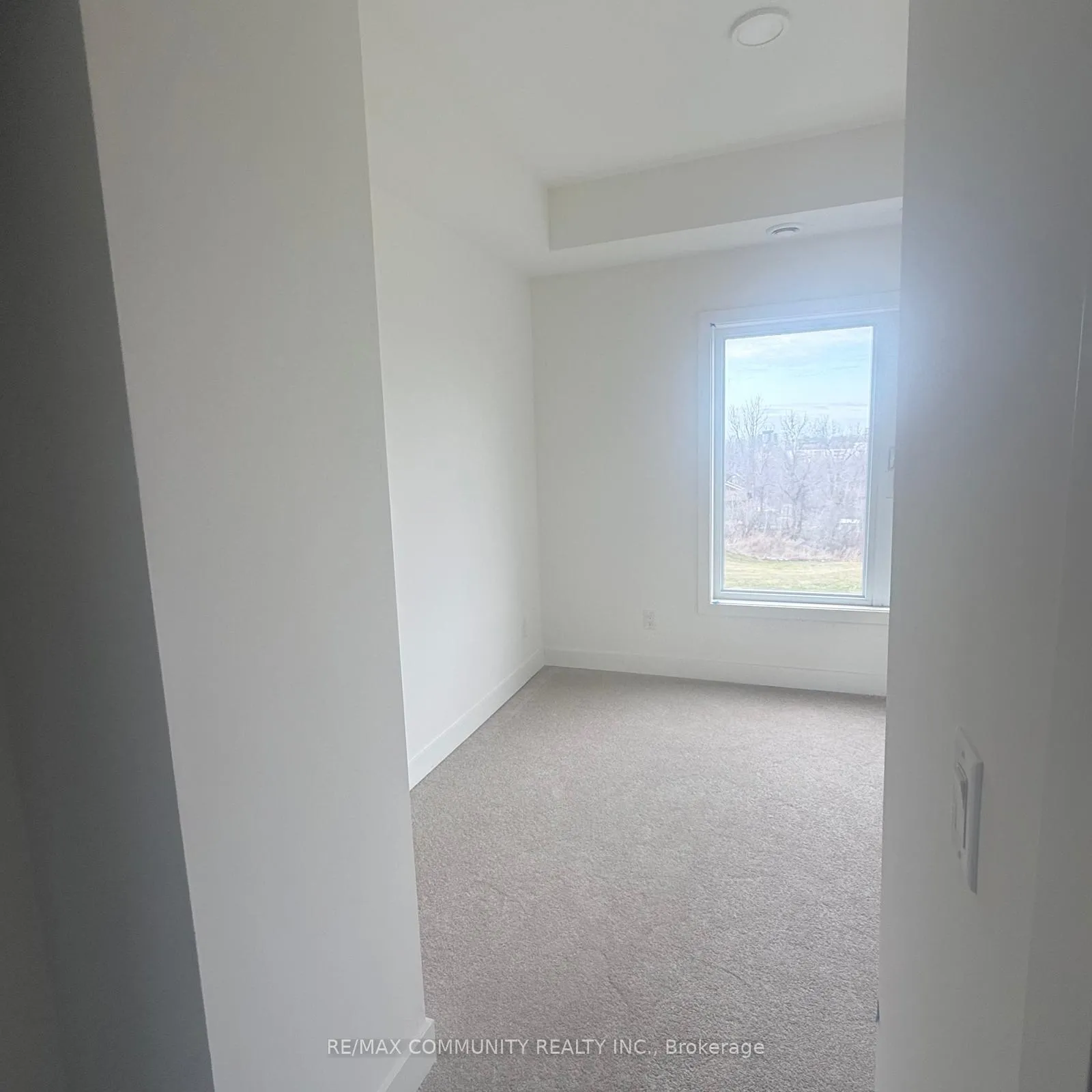 Photo 13 of Unit 320B, 16 Melbourne Avenue, St. Catharines, E. Chester — HOMEH