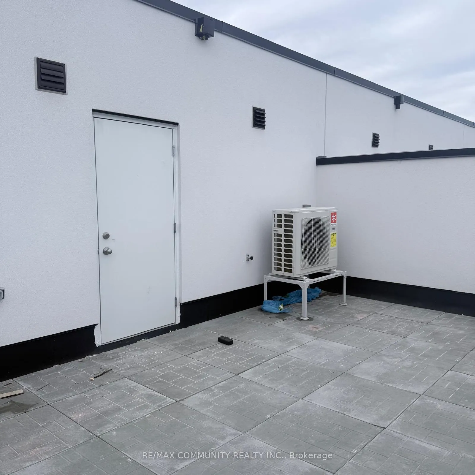 Photo 21 of Unit 320B, 16 Melbourne Avenue, St. Catharines, E. Chester — HOMEH