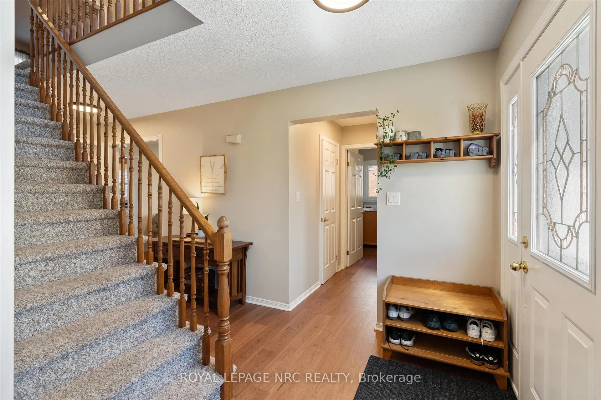 Photo 6 of 13 Crysler Crescent, Thorold, Confederation Heights — HOMEH