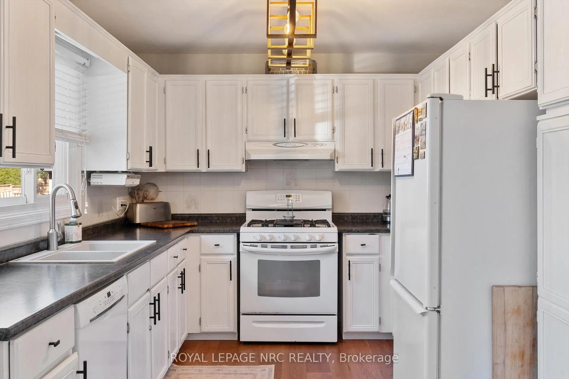 Photo 8 of 13 Crysler Crescent, Thorold, Confederation Heights — HOMEH