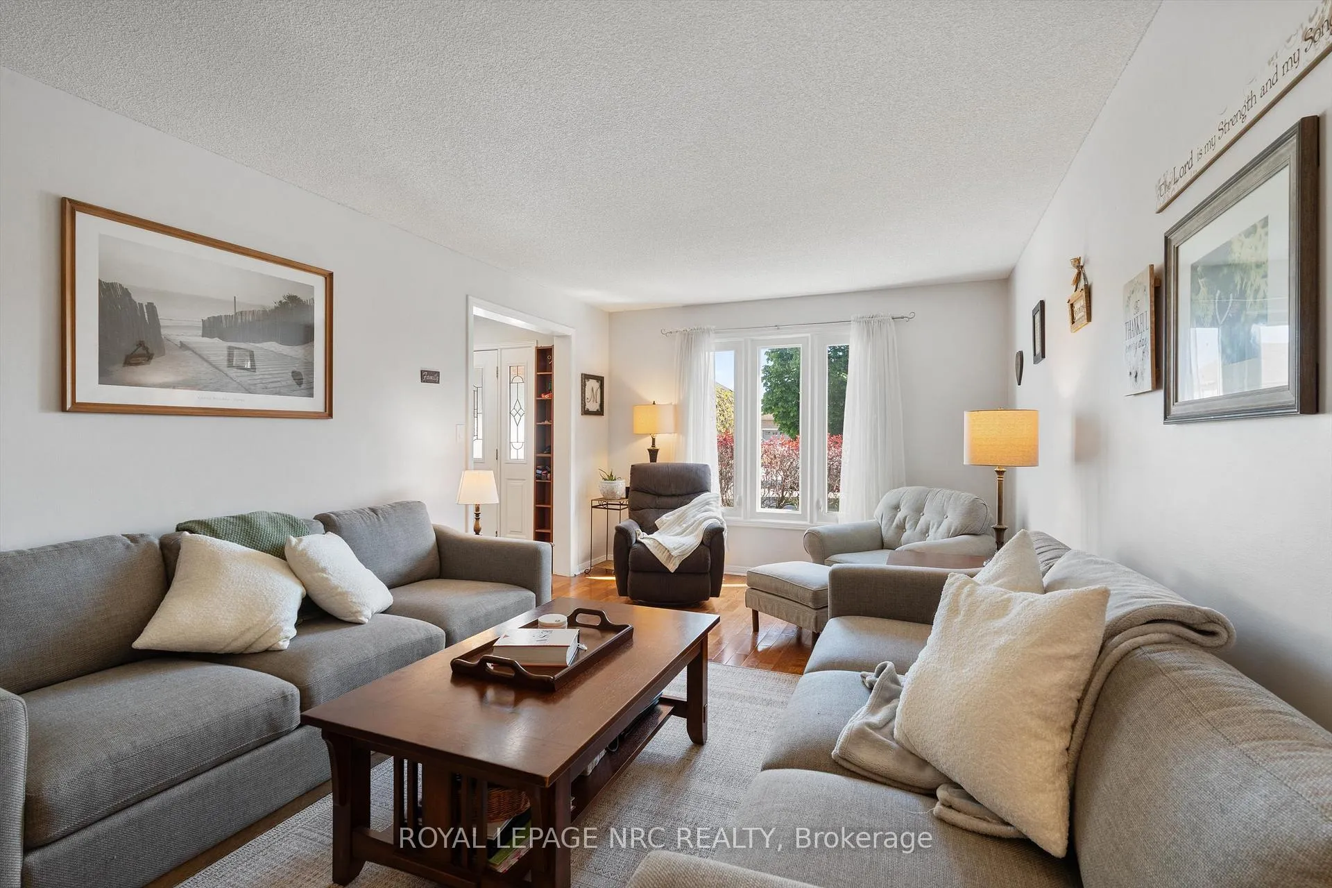 Photo 19 of 13 Crysler Crescent, Thorold, Confederation Heights — HOMEH