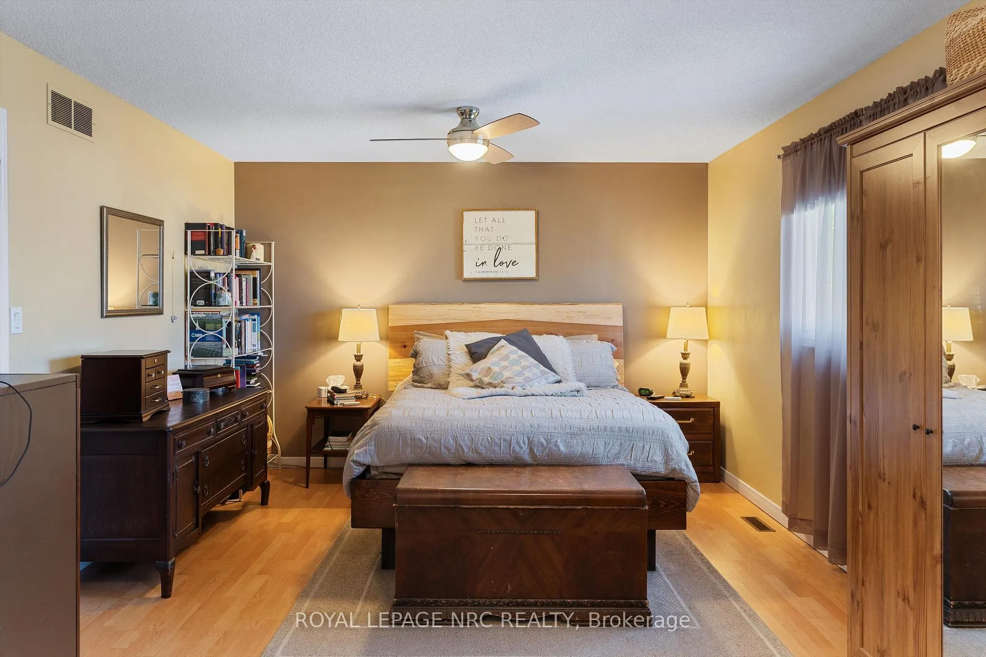 Photo 25 of 13 Crysler Crescent, Thorold, Confederation Heights — HOMEH