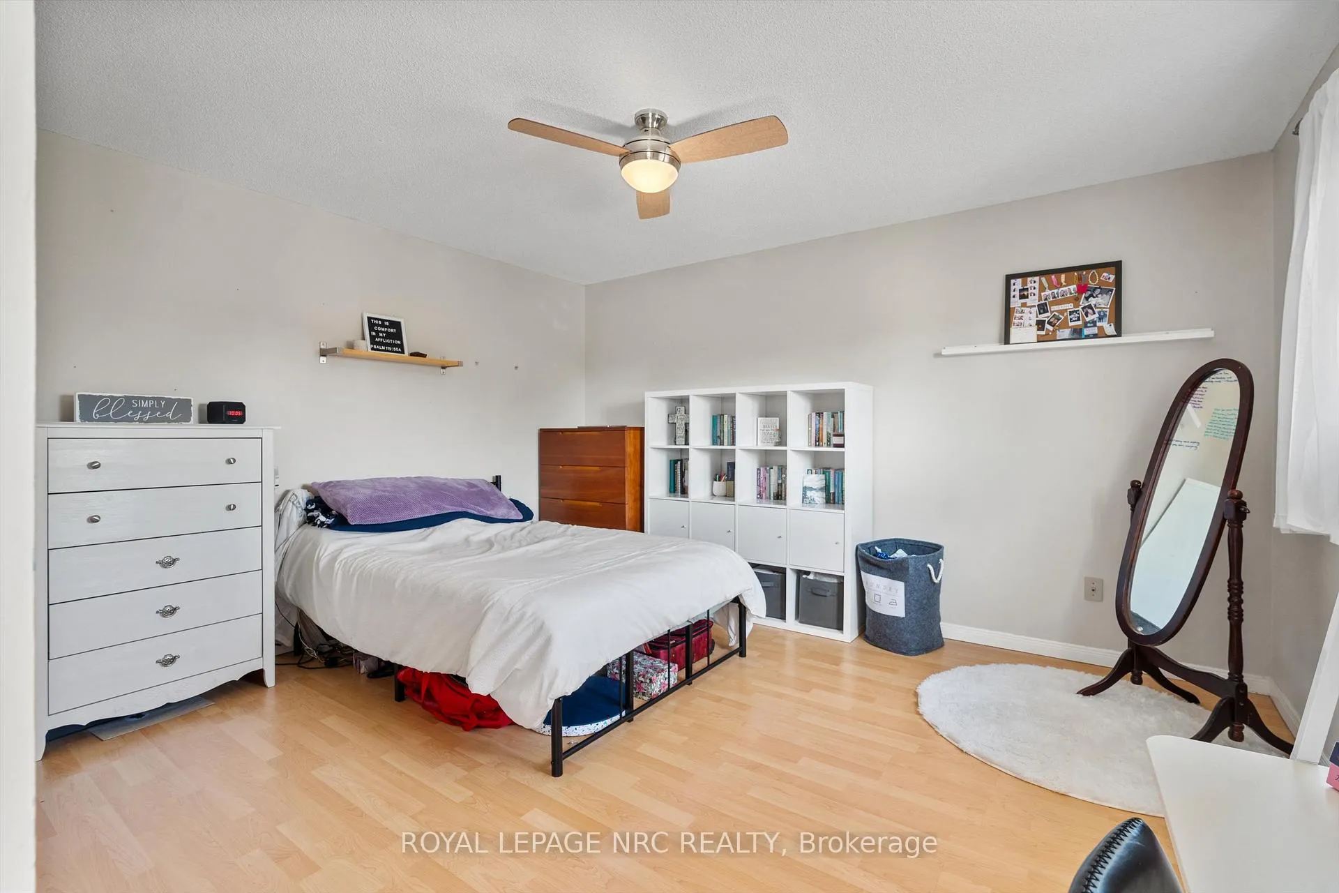 Photo 29 of 13 Crysler Crescent, Thorold, Confederation Heights — HOMEH