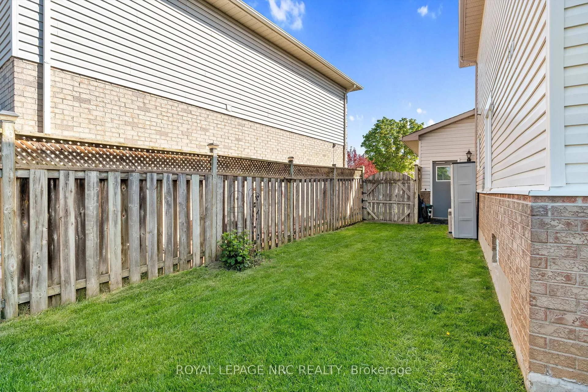 Photo 41 of 13 Crysler Crescent, Thorold, Confederation Heights — HOMEH