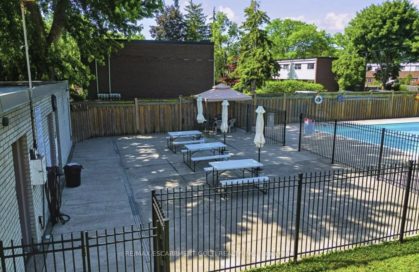 Photo 28 of Unit 10, 23 Watsons Lane, Hamilton, Dundas — HOMEH
