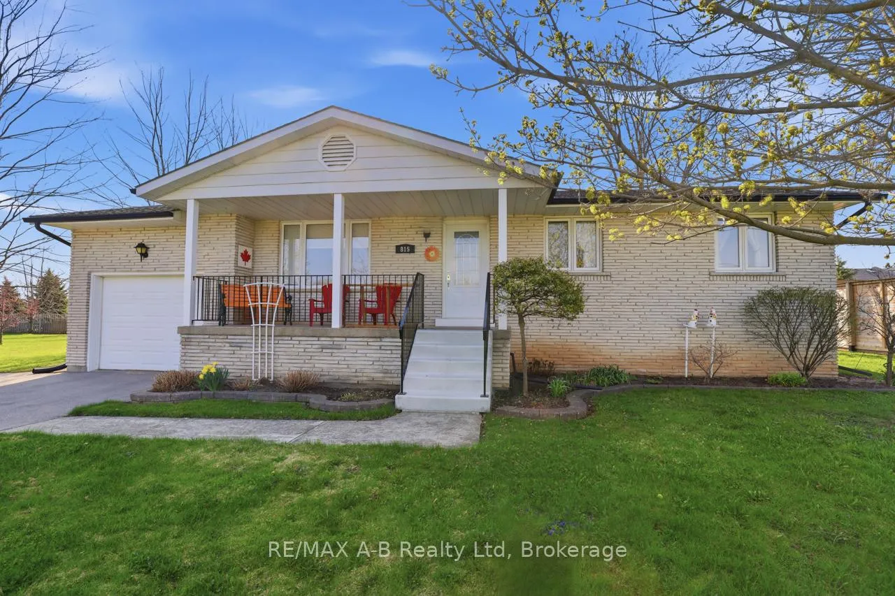 Photo 27 of 815 O'Loane Avenue, Stratford — HOMEH